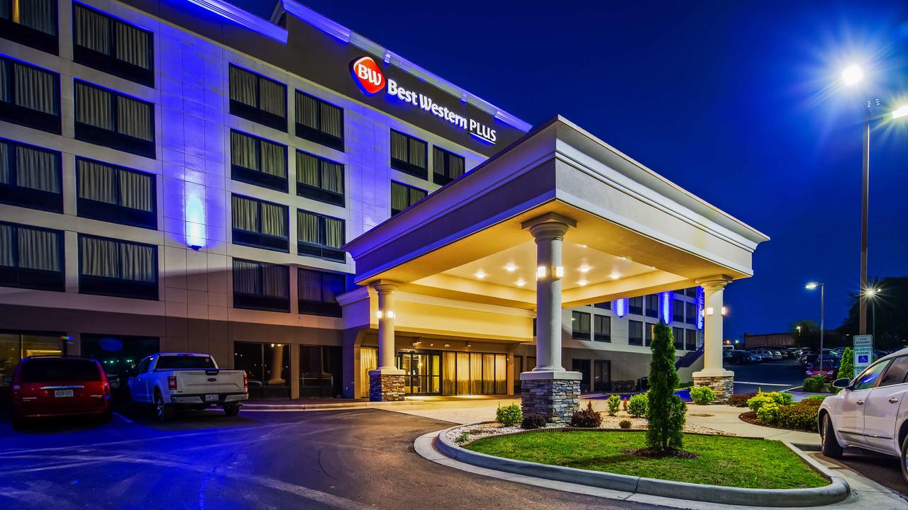Best Western Plus Hanes Mall - thumb 0