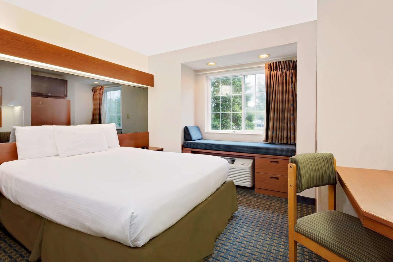 Microtel Inn By Wyndham Winston-Salem - thumb 27