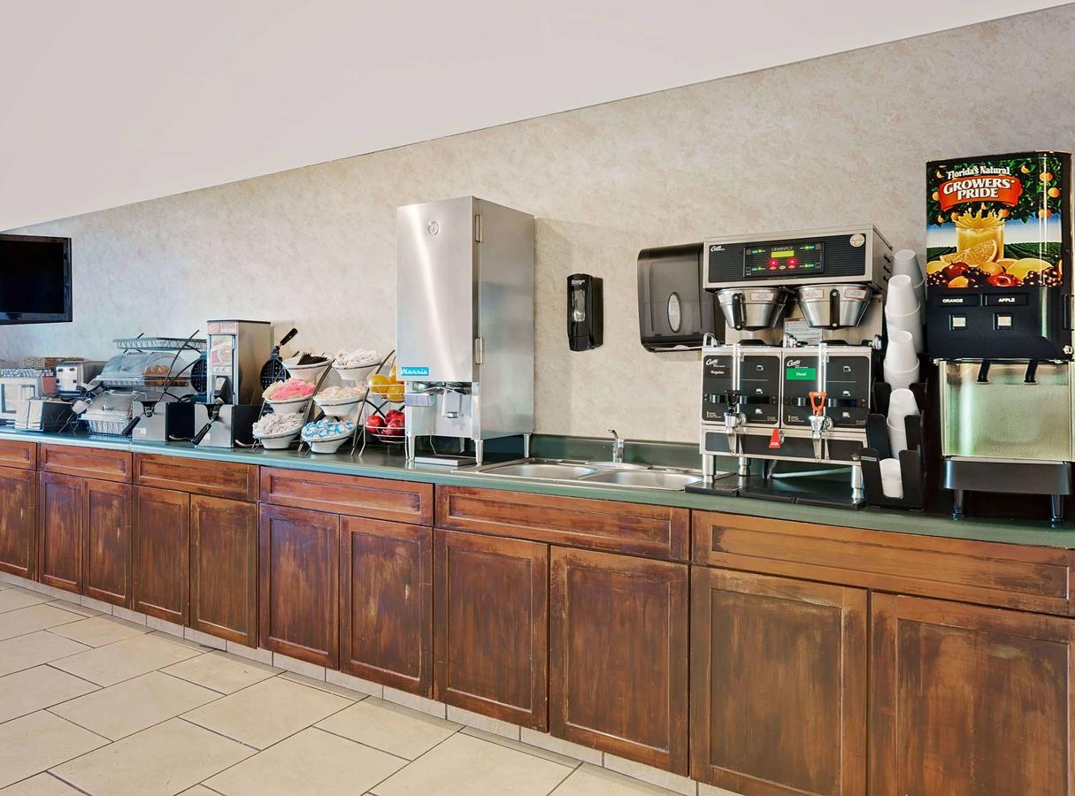 Microtel Inn By Wyndham Winston-Salem - thumb 22