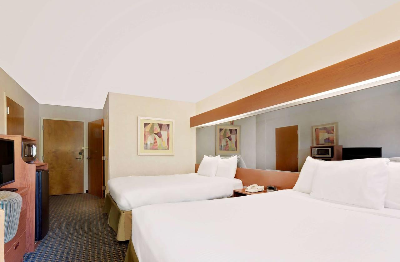 Microtel Inn By Wyndham Winston-Salem - thumb 28