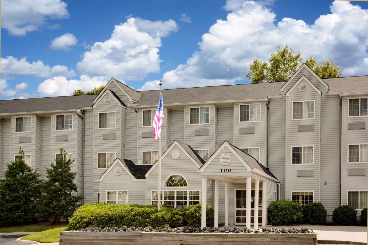 Microtel Inn By Wyndham Winston-Salem - thumb 0