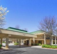Howard Johnson by Wyndham Greensboro Near the Coliseum - Accommodation Texas