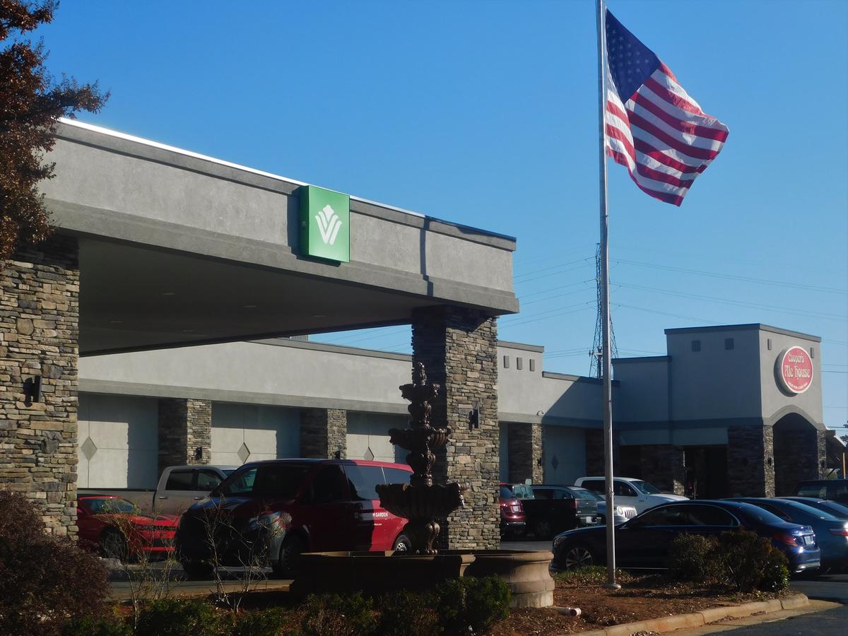 Wyndham Garden Greensboro - thumb 1