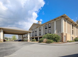 Quality Inn & Suites University