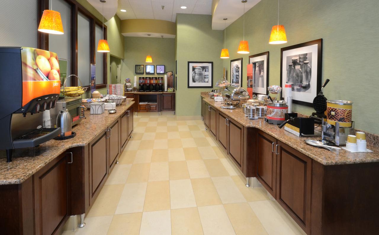 Hampton Inn Roxboro - thumb 29