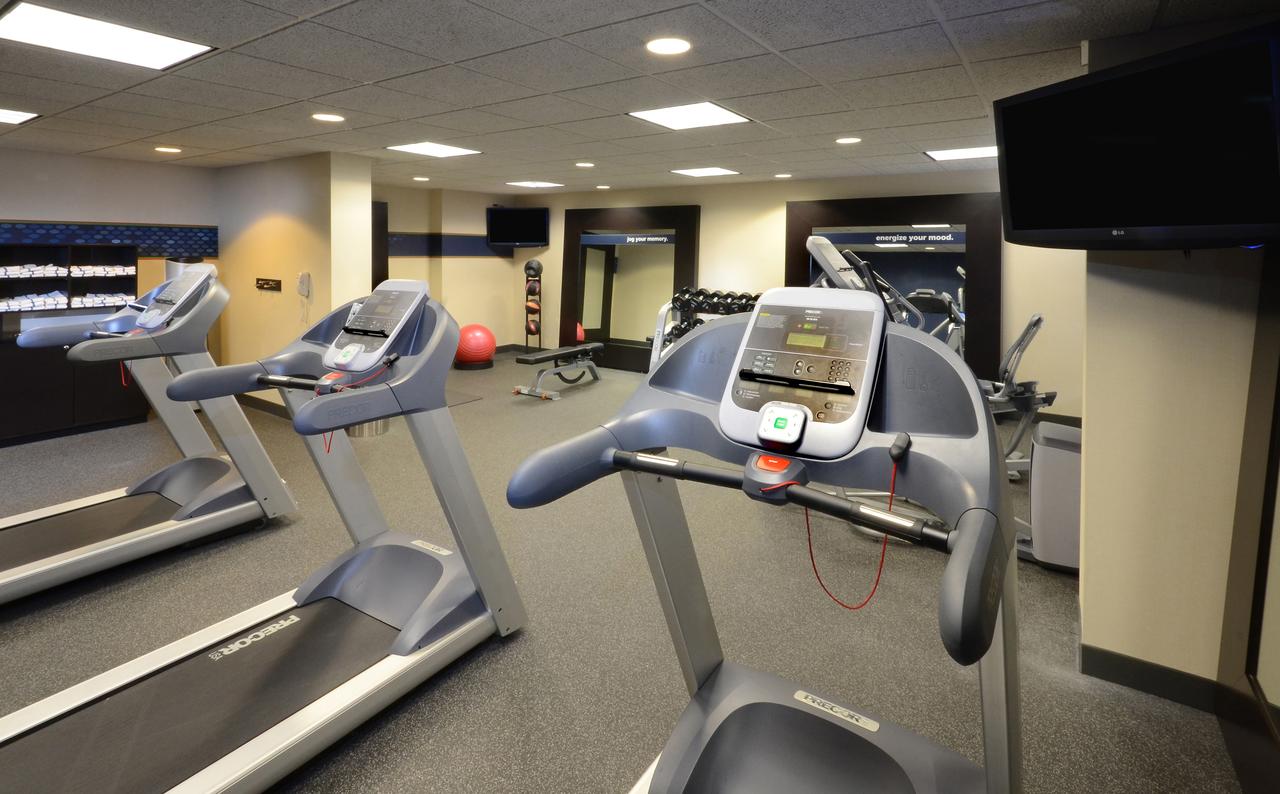 Hampton Inn Roxboro - thumb 21