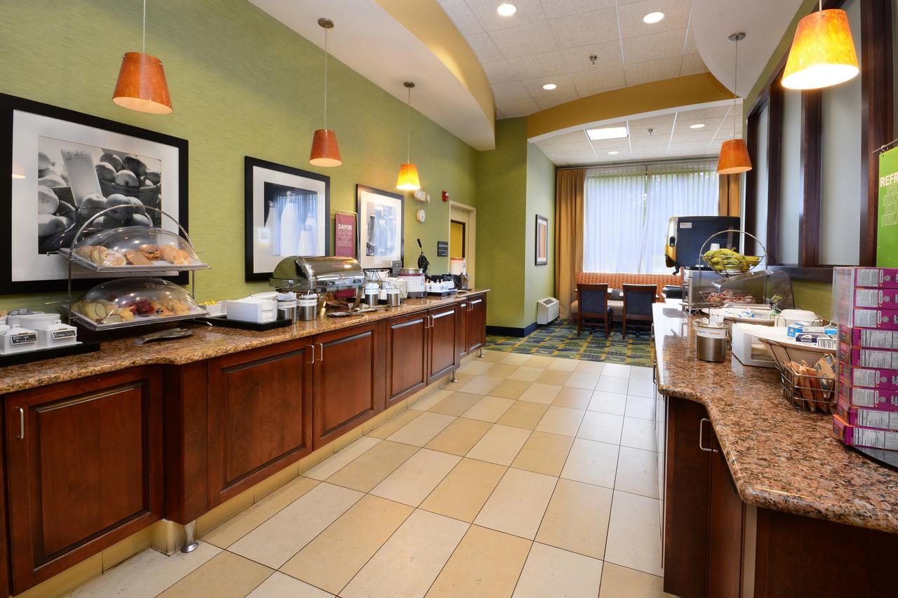 Hampton Inn Roxboro - thumb 13