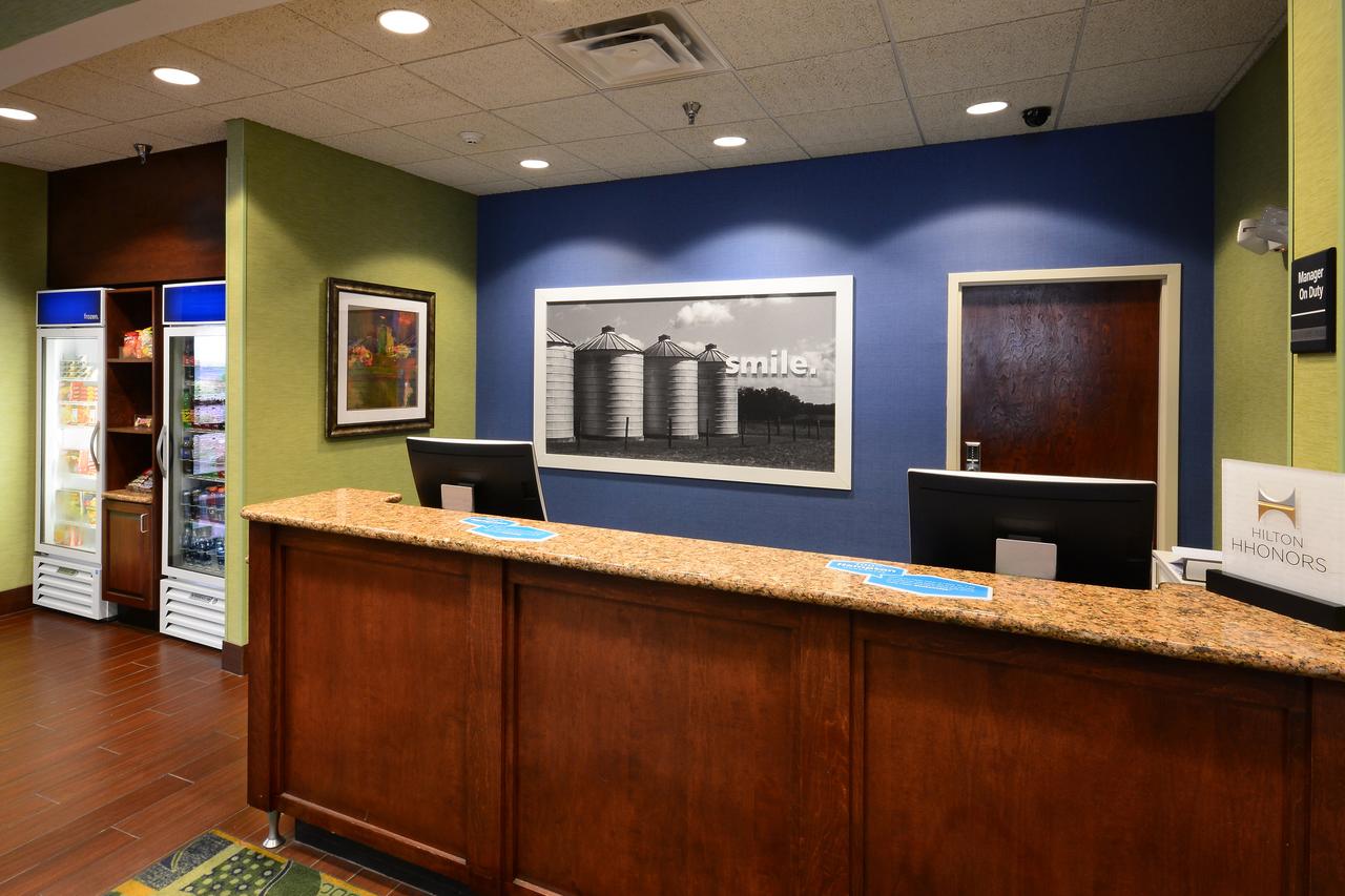 Hampton Inn Roxboro - thumb 12