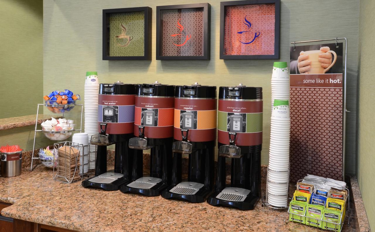 Hampton Inn Roxboro - thumb 28