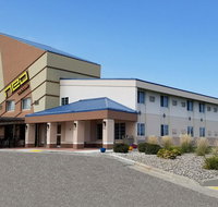 Red River Inn  Suites Fargo - Accommodation Texas