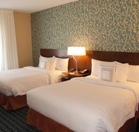 Fairfield Inn  Suites by Marriott Canton South - Accommodation Texas