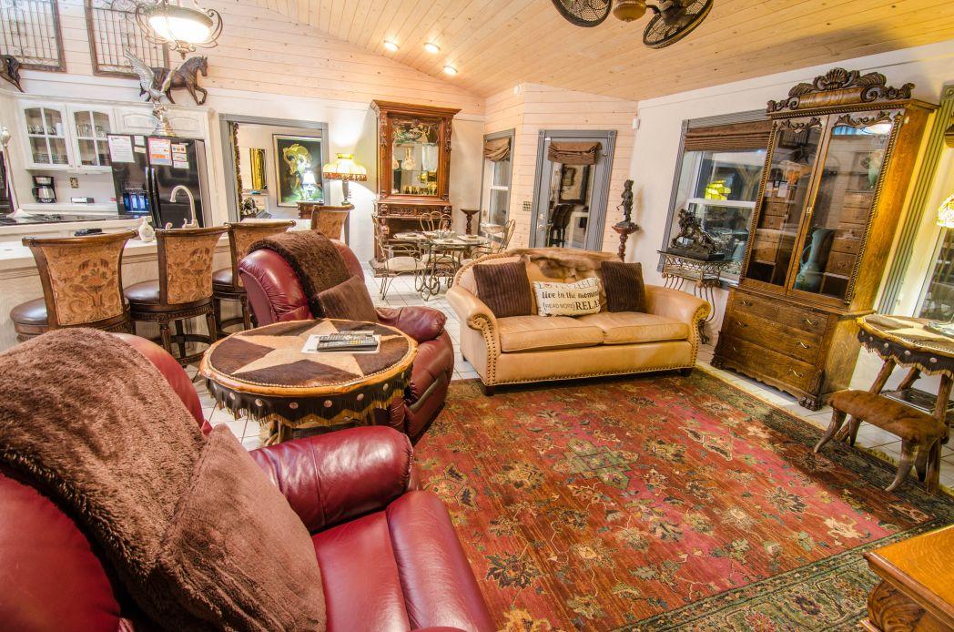 Dogwood Daze (3 Bdrm) (Mid Lux)(Hot Tub) Cabin - thumb 17