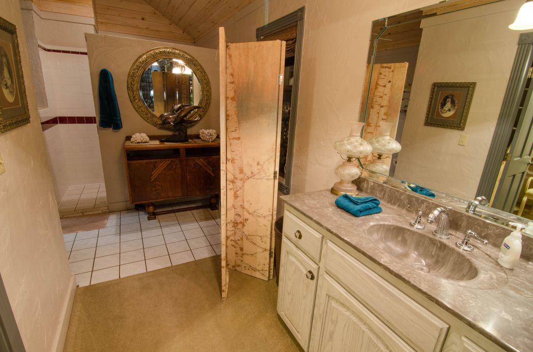 Dogwood Daze (3 Bdrm) (Mid Lux)(Hot Tub) Cabin - thumb 33