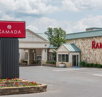 Ramada by Wyndham State College Hotel  Conference Center - Accommodation Texas