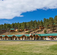 Rock Crest Lodge  Cabins - Accommodation Texas