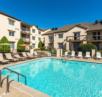 Club Hotel Nashville Inn  Suites - Accommodation Texas