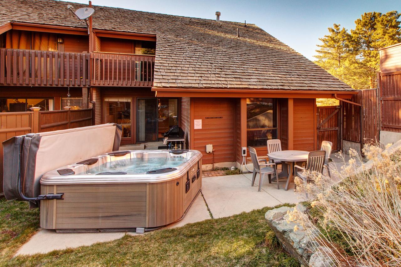 Ski Retreat Apartment - thumb 0