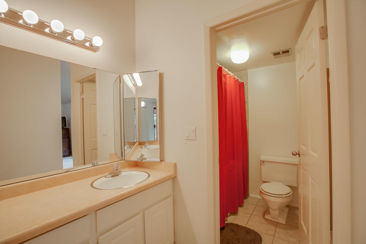 Ski Retreat Apartment - thumb 18