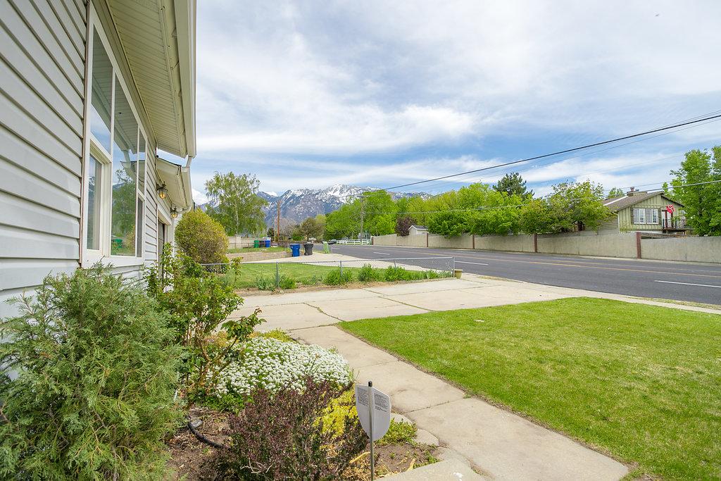 Beautifully Remodeled House Near SKI Resorts - thumb 1