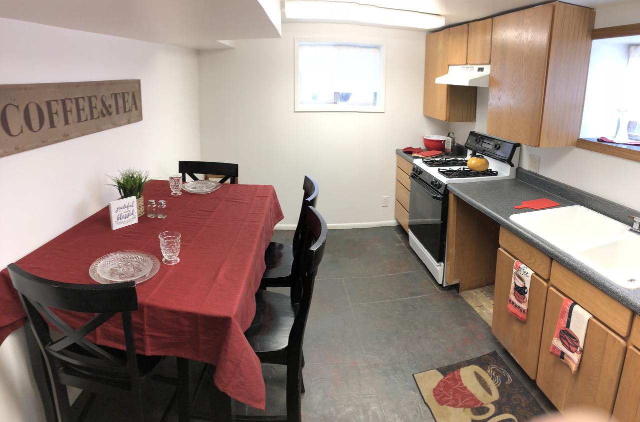Beautifully-updated 2 Bedroom Home In The Middle Of The Valley - thumb 10