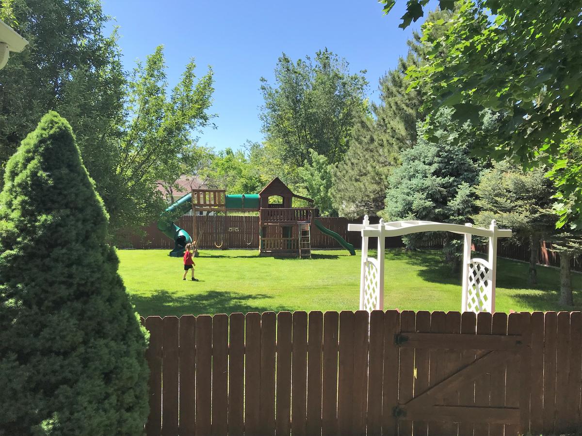 Beautifully-updated 2 Bedroom Home In The Middle Of The Valley - thumb 8
