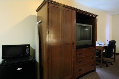 Americas Best Value Inn Roosevelt/Ballard - thumb 12