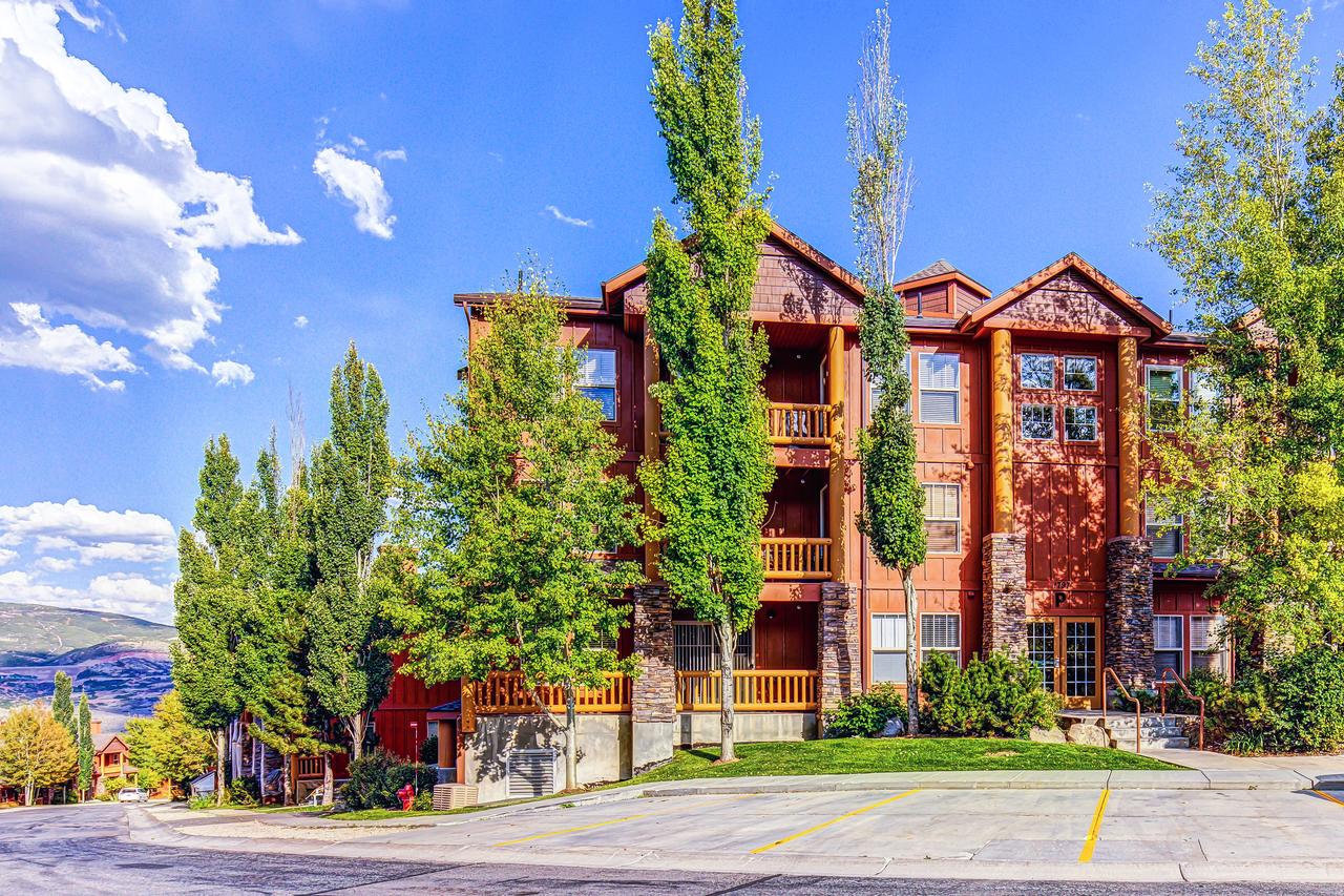 Fantastic Fox Bay Condo - thumb 19