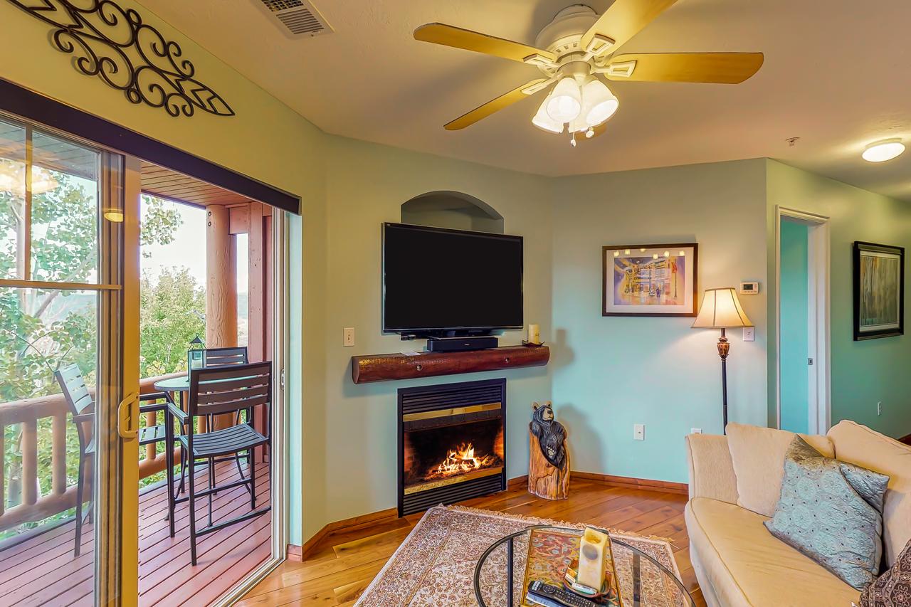 Fantastic Fox Bay Condo - thumb 1