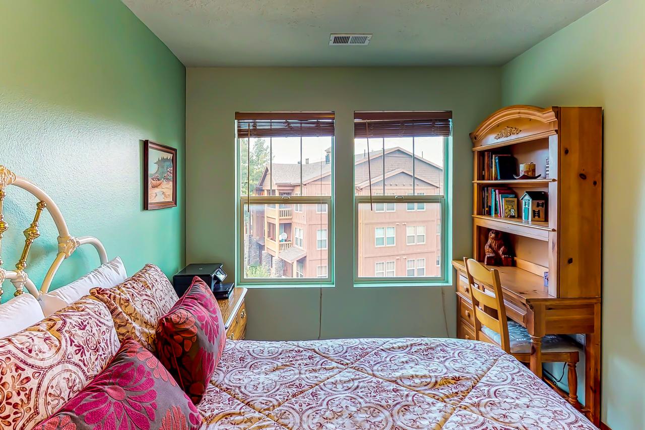 Fantastic Fox Bay Condo - thumb 12