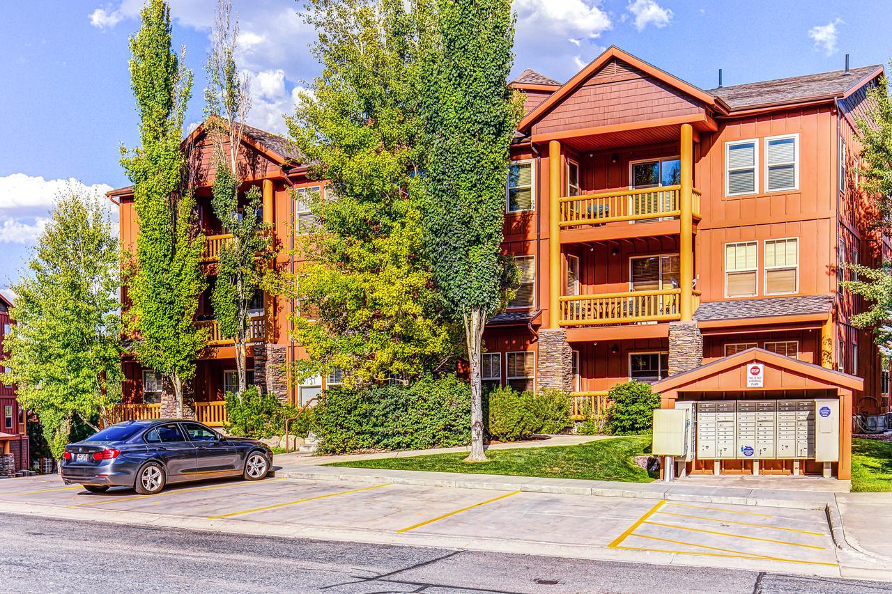 Fantastic Fox Bay Condo - thumb 21