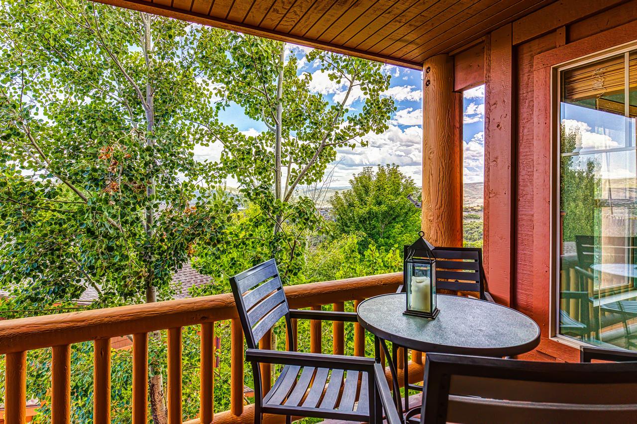 Fantastic Fox Bay Condo - thumb 0