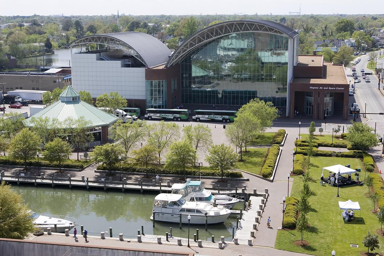 Hampton Marina Hotel - thumb 18