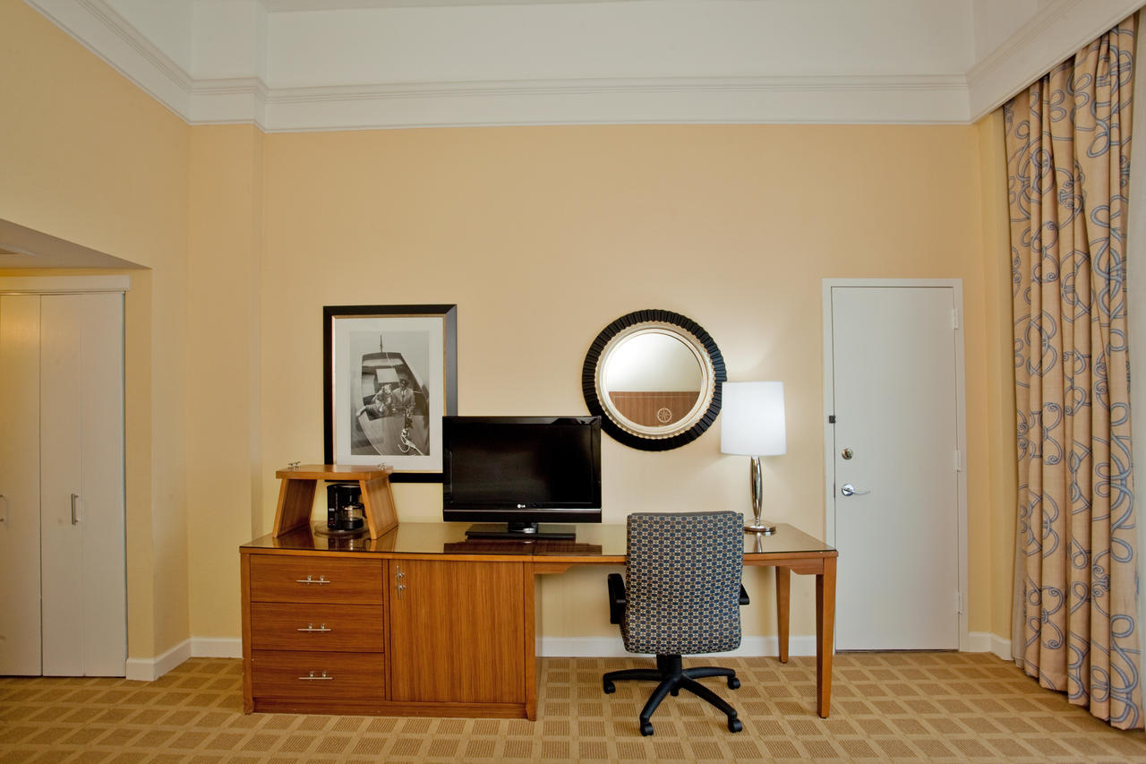 Hampton Marina Hotel - thumb 19