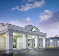 Days Inn by Wyndham Roanoke Near I-81 - Accommodation Texas
