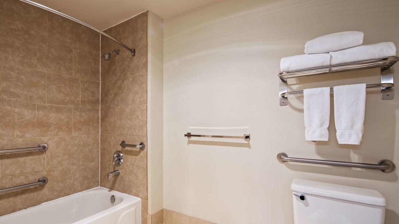 Best Western Alderwood - thumb 37