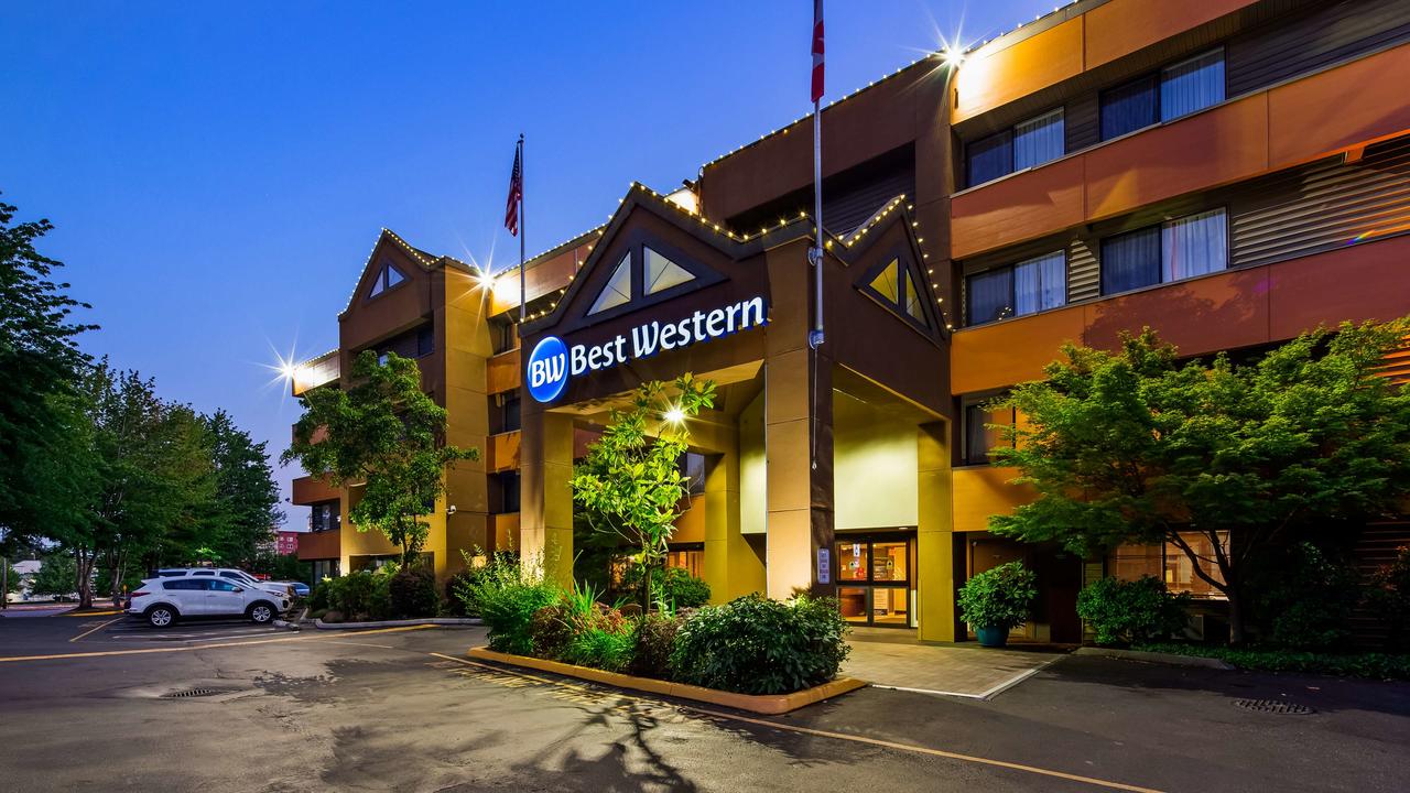 Best Western Alderwood - thumb 1