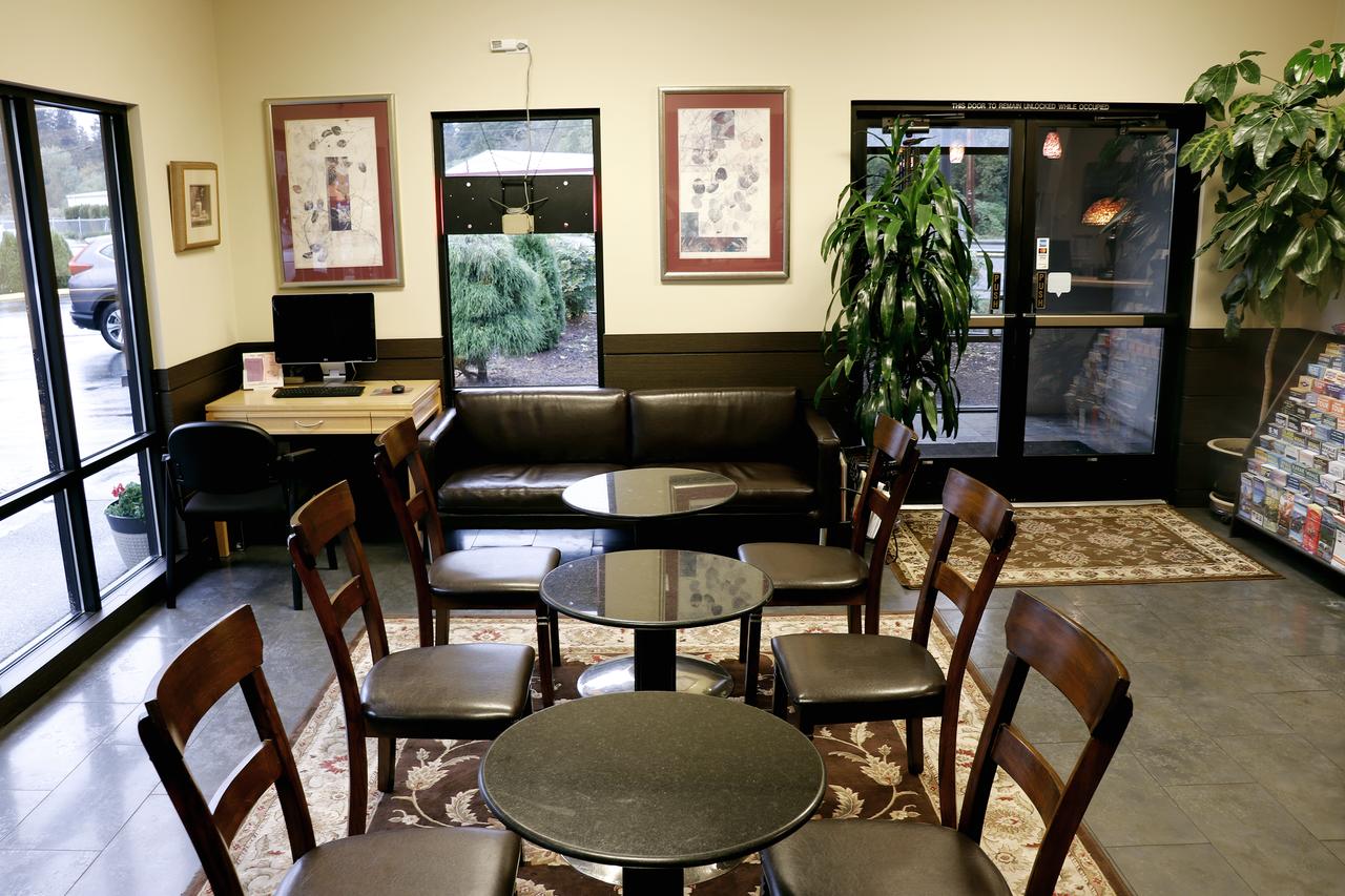Best Lynnwood Inn - thumb 30