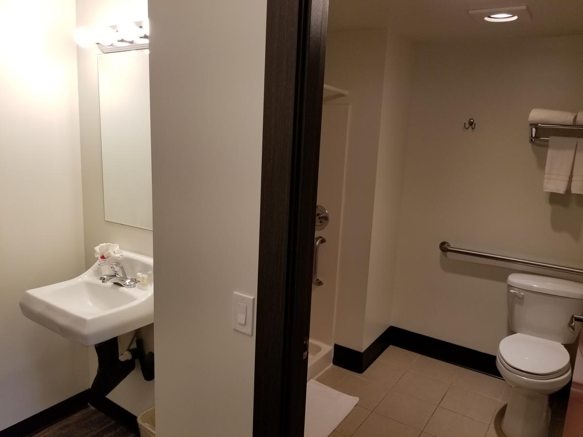 Best Lynnwood Inn - thumb 14