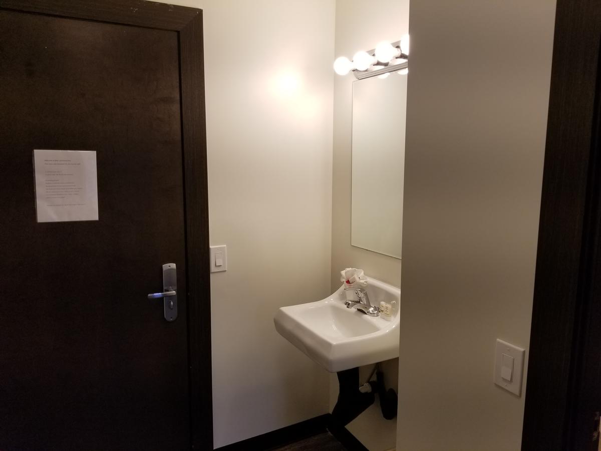 Best Lynnwood Inn - thumb 15