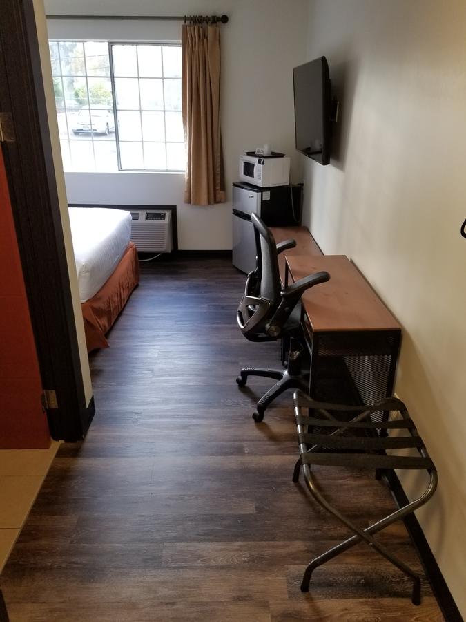 Best Lynnwood Inn - thumb 25