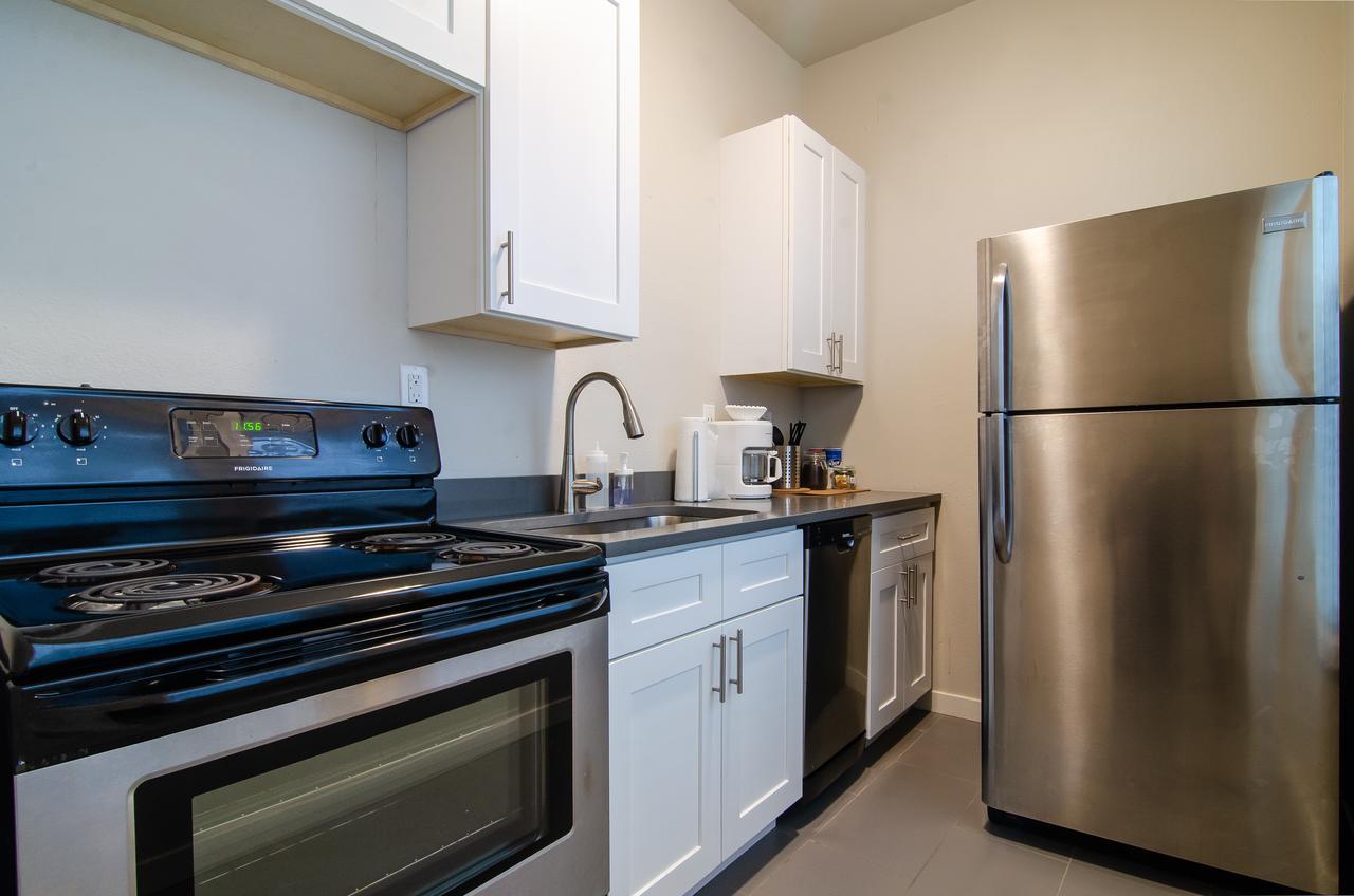 100 Yesler 303 - thumb 7