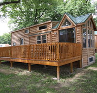 Blackhawk RV Campground Lakeview Loft Cabin 6 - Accommodation Texas