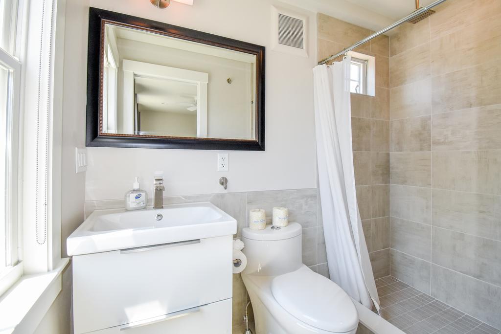 102 - Montello Fellow - thumb 2