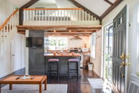 120 - Stowaway Cottage Accommodation Texas