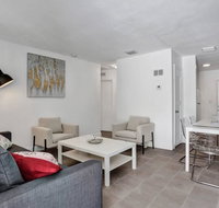 1 Beautiful 2BR1Bath  FREE PARKING  Outdoor living room - Accommodation Texas