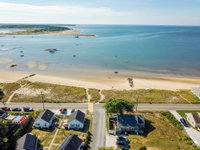 305 - Beachfront Four Accommodation Texas