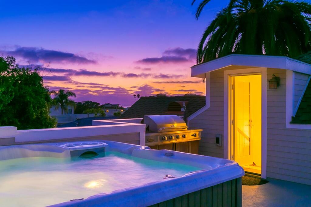 7824 - Village Escape - thumb 0