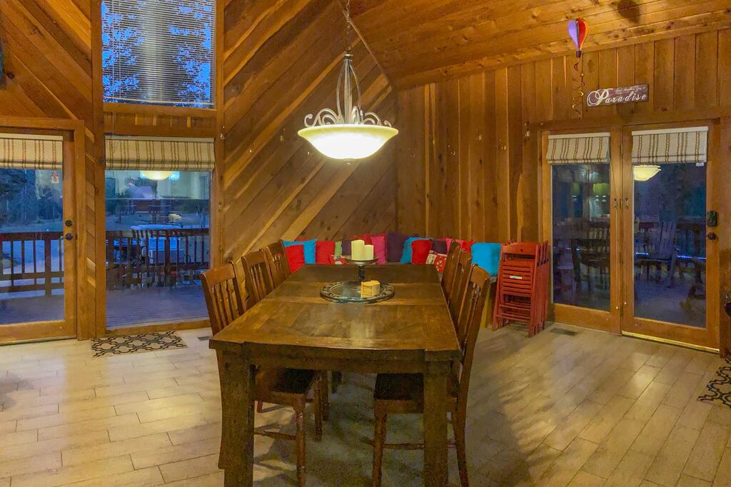 'Angels Envy' About Cabin With Deck - 4 Miles To Ski Lift! - thumb 3