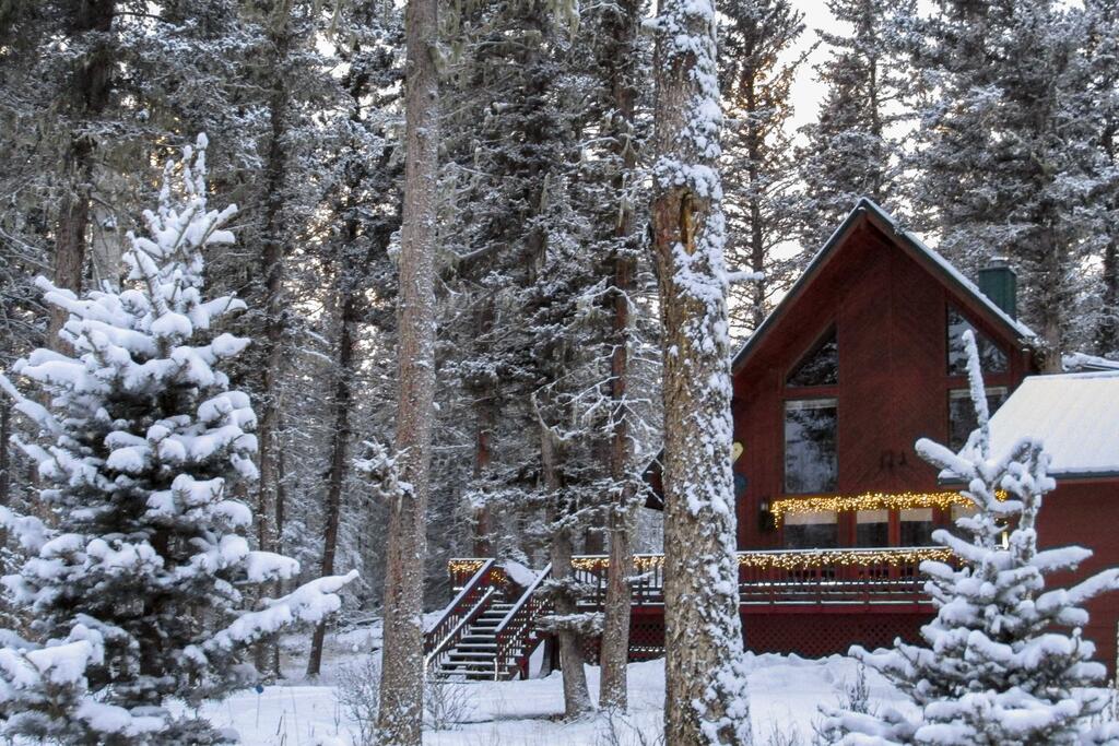 'Angels Envy' About Cabin With Deck - 4 Miles To Ski Lift! - thumb 2