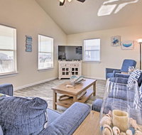 'Brandi Wine' Beach House with DeckGulf Coast Views - Accommodation Texas
